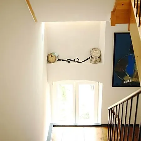 Le Charlot 2* Βεβέ