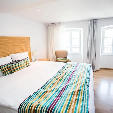 Inn Le Charlot 2*