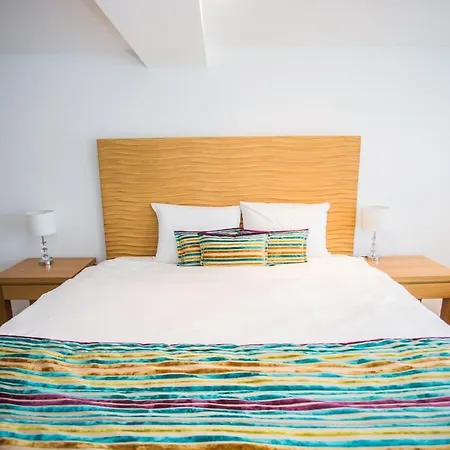 Le Charlot Mini-hôtel 2*